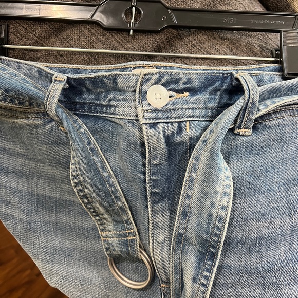 GAP Jean Shorts - Picture 3 of 5